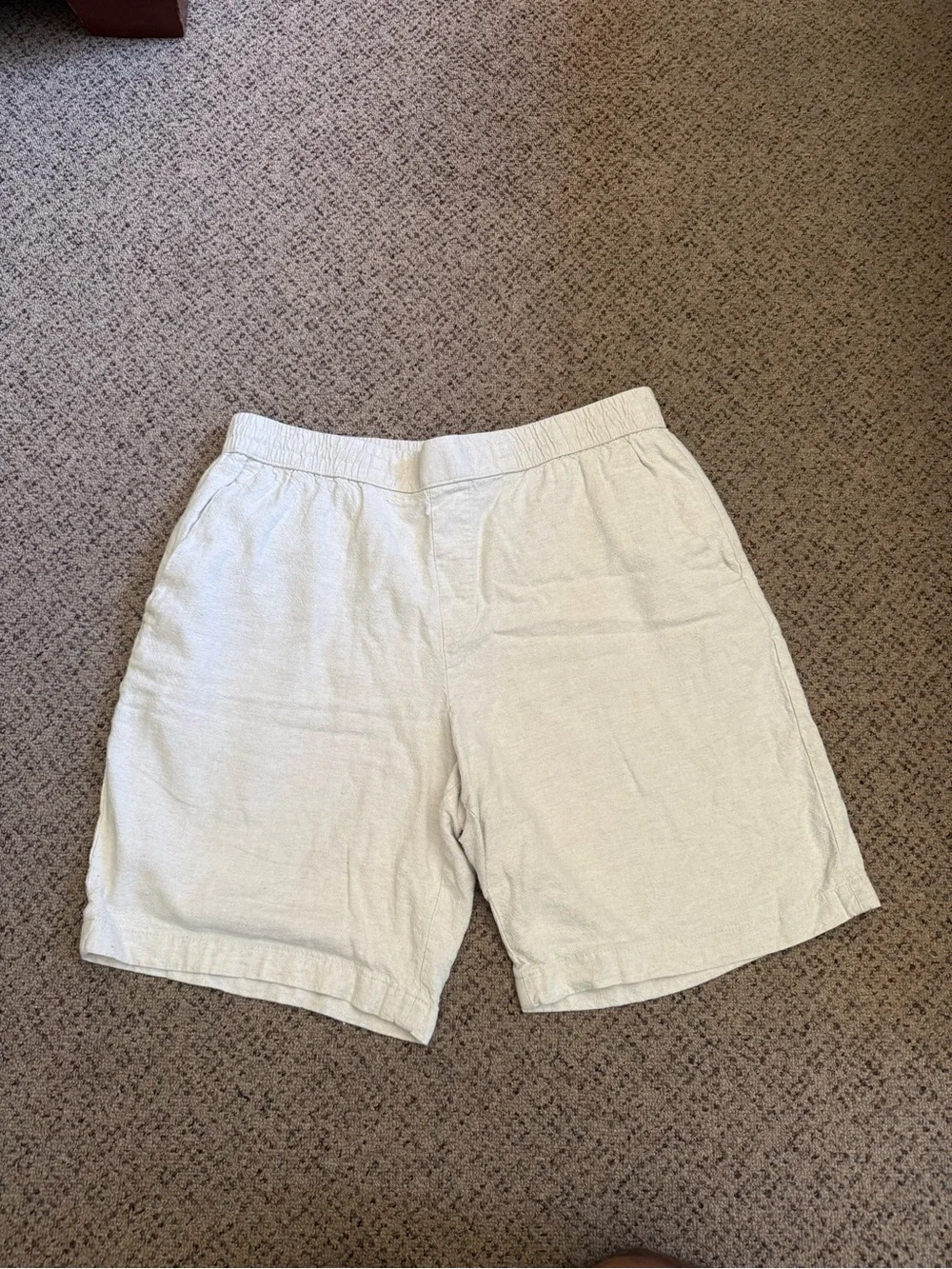 Zara Men's Cream Linen Shorts MEDIUM